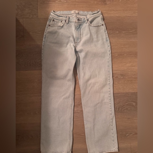 Abercrombie & Fitch Low Rise Baggy Jeans Light Wash Size 27 (4) - Picture 3 of 8